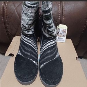 Toms Nepal Boots